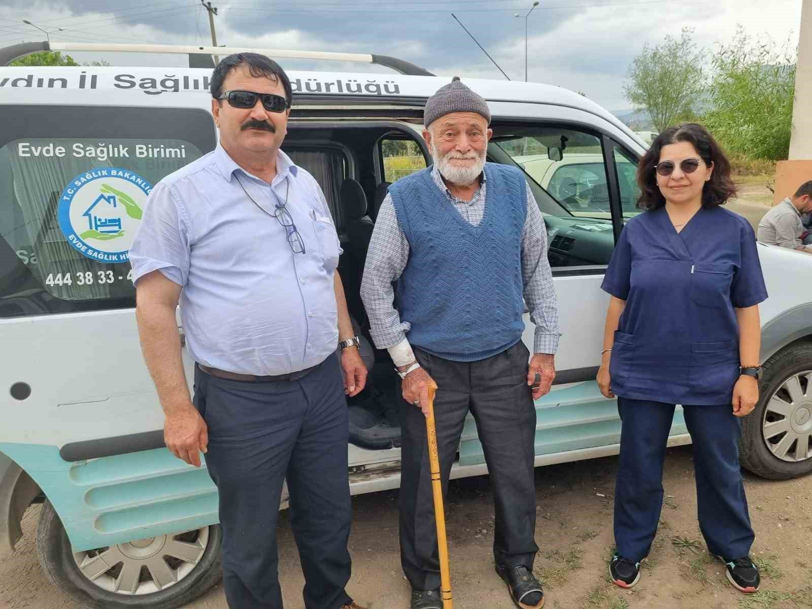 AYDIN’DA EVDE SAĞLIK HİZMETLERİ EKİPLERİ SEÇİMDE GÖREV BAŞINDAYDI