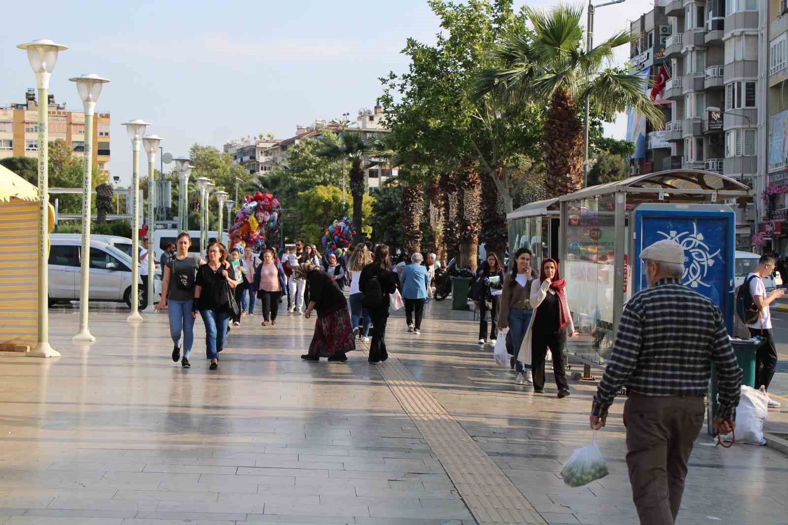 AYDIN’IN EFELER İLÇESİNDE SAAT 18.00 İTİBARİYLE SEÇİM YASAKLARI BAŞLARKEN, AYDIN