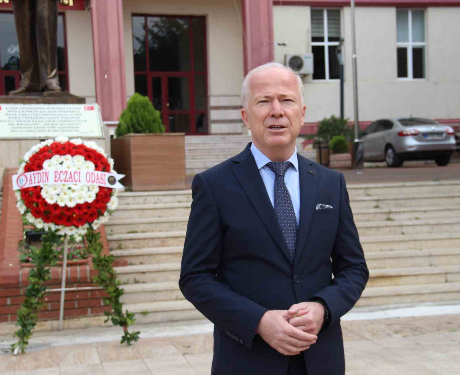 AYDIN ECZACI ODASI BAŞKANI SEFA KARAARSLAN, BİLİMSEL ECZACILIĞIN 184. YILI