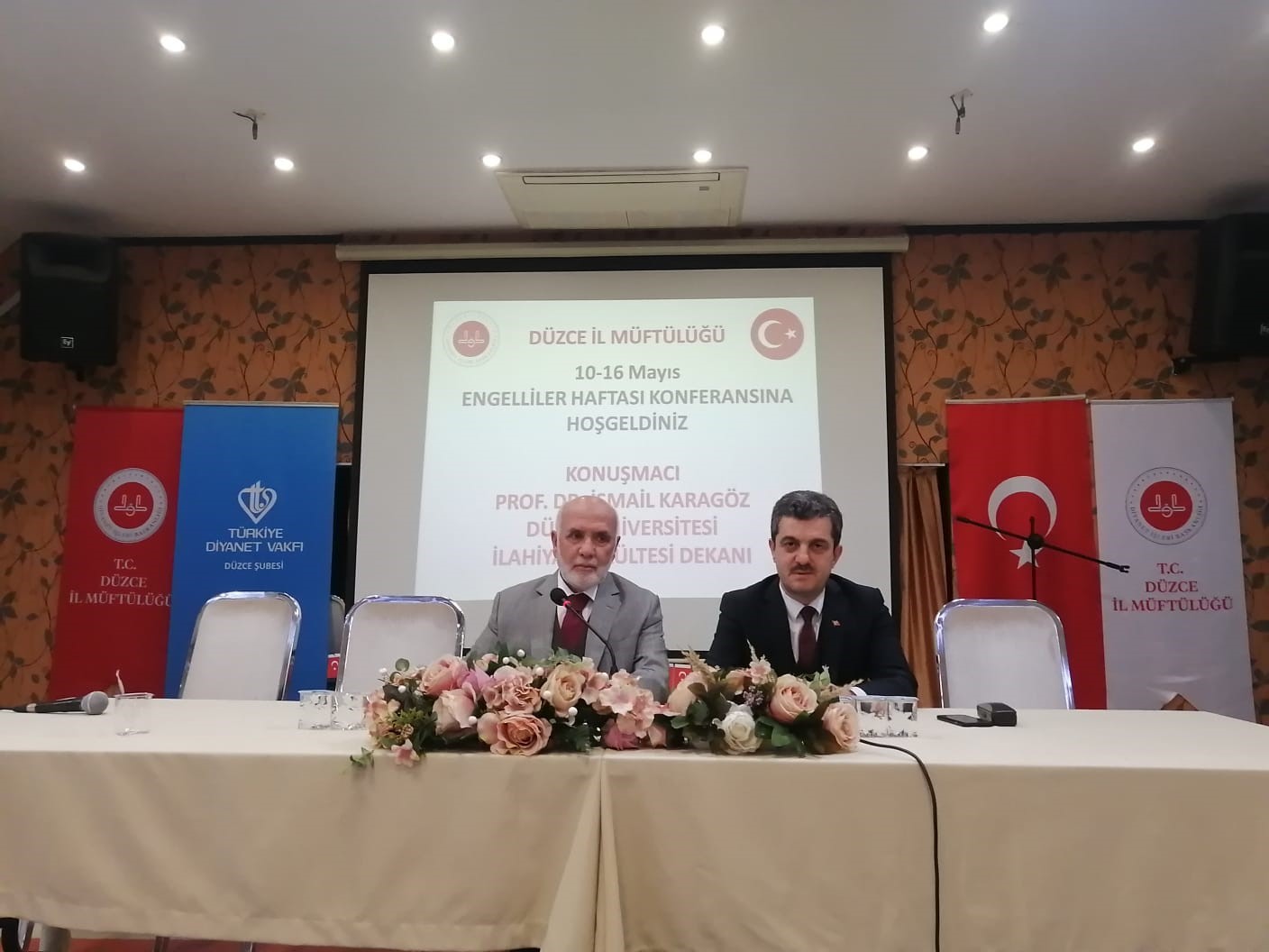 DÜZCE İL MÜFTÜLÜĞÜ 2023 YILI MAYIS AYI PERSONEL MUTAT TOPLANTISINI
