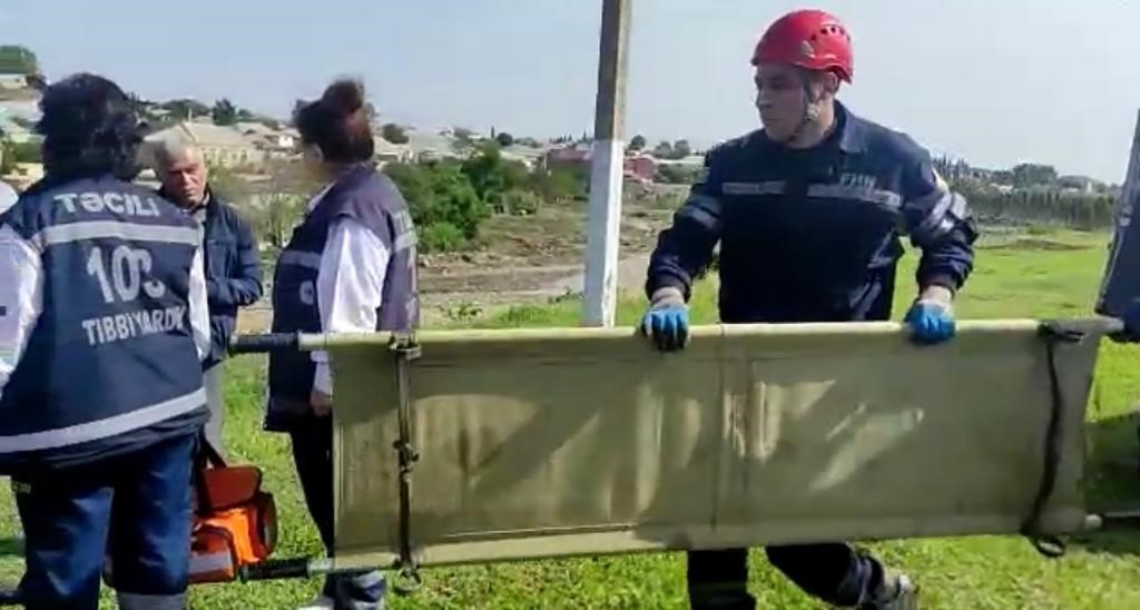 AZERBAYCAN’IN GÖYGÖL İLİNDE ŞİDDETLİ YAĞIŞLAR NEDENİYLE NEHRİN TAŞMASI SONUCU YAŞANAN