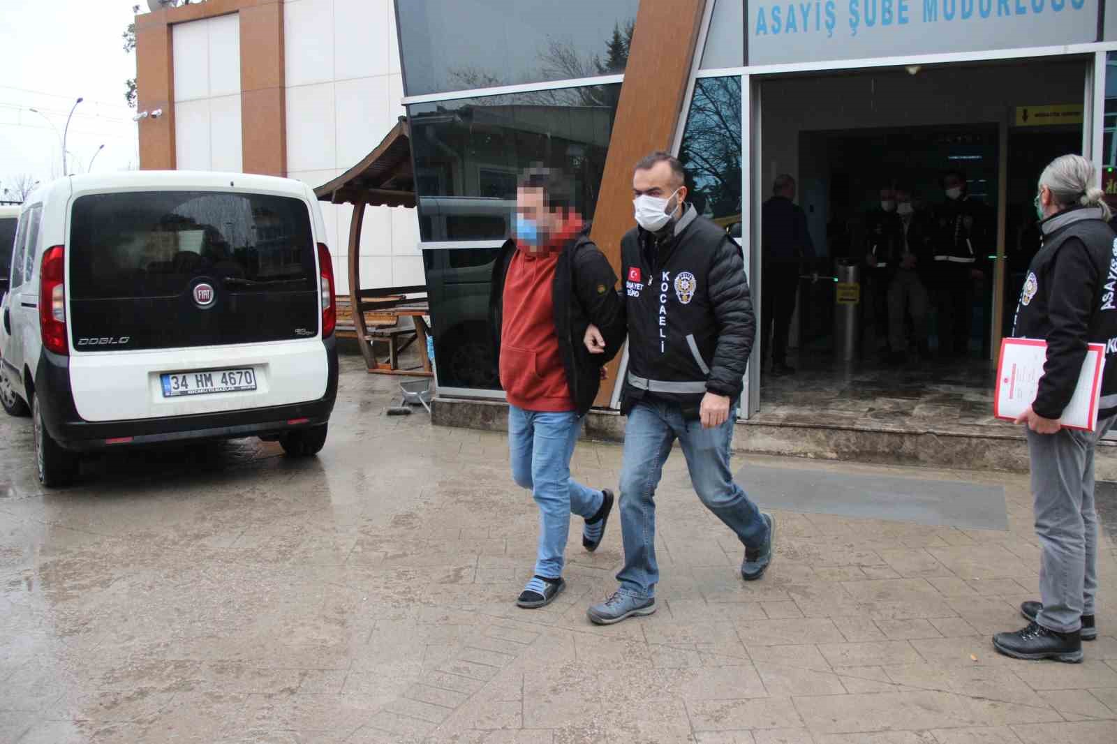 SAVUNMA YAPAN İLYAS M., "OĞUZHAN'IN ANNEM VE BABAMI DÖVDÜĞÜNÜ DUYDUĞUMDA