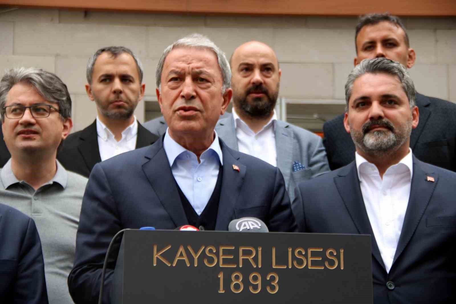 MİLLİ SAVUNMA BAKANI HULUSİ AKAR; CUMHURBAŞKANLIĞI 2. TUR SEÇİMLERİNDE OYUNU