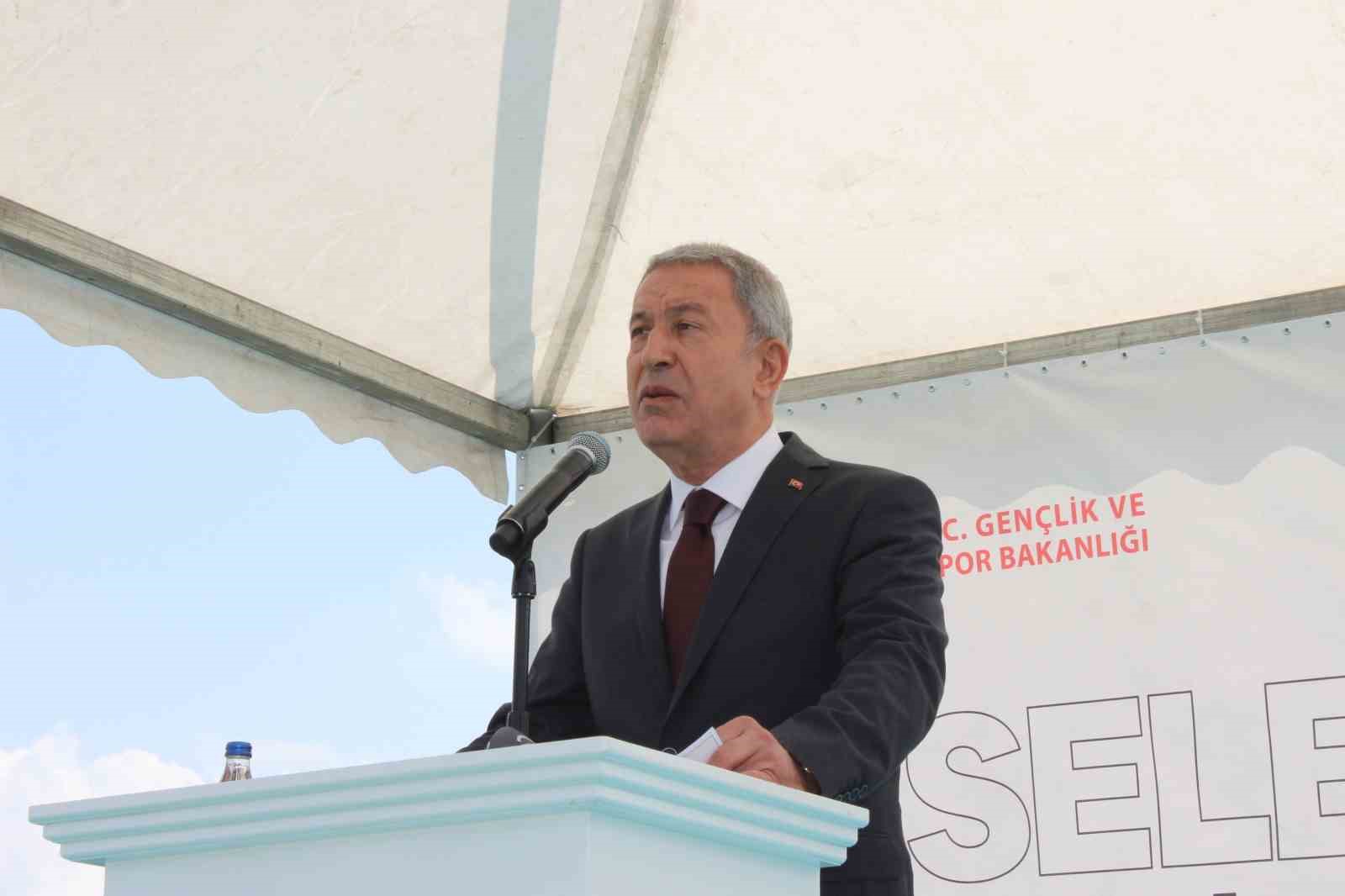 MİLLİ SAVUNMA BAKANI HULUSİ AKAR, ”FİTNE FESAT SOKMAYA ÇALIŞANLARA KİMSE