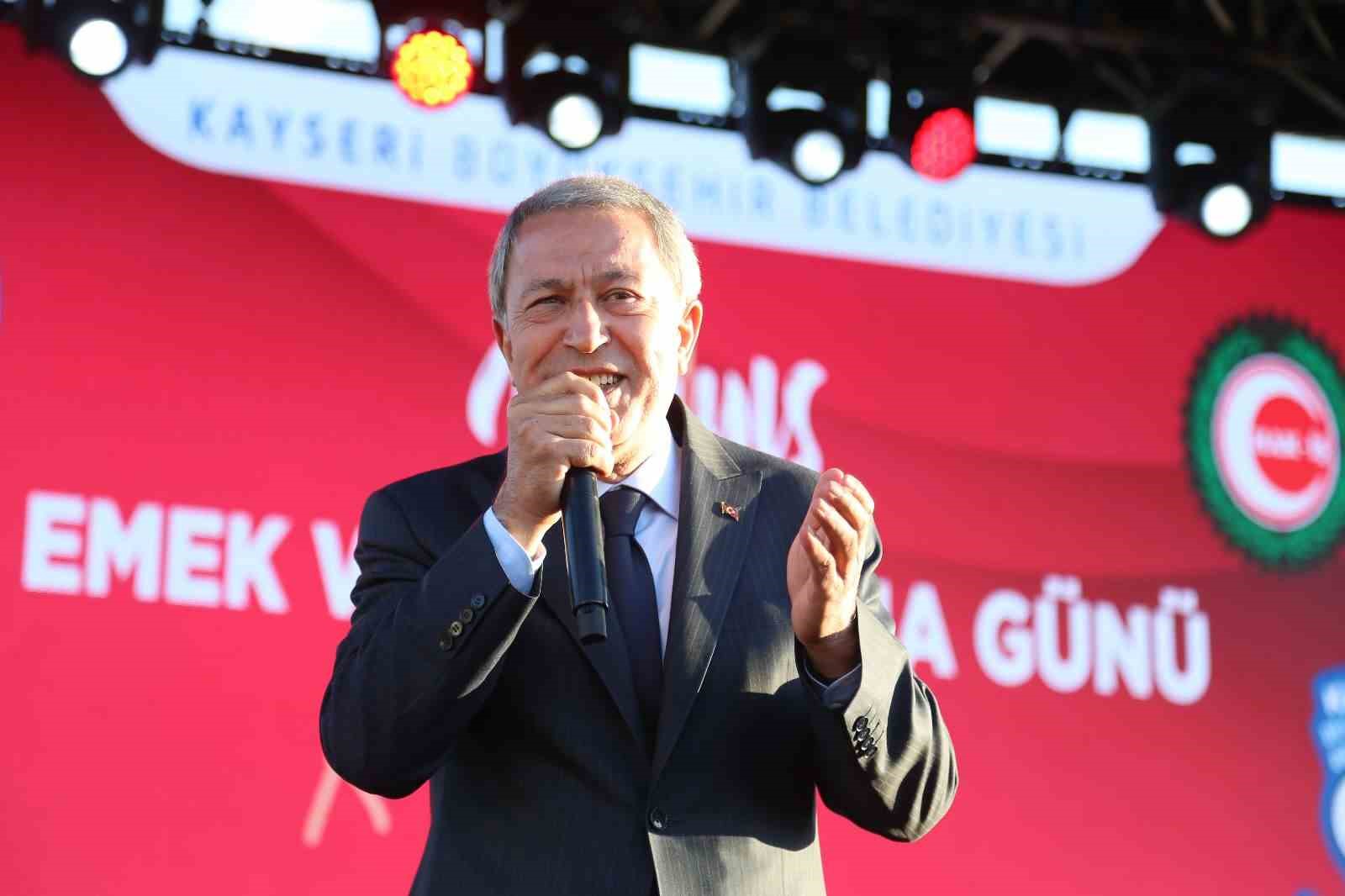 MİLLİ SAVUNMA BAKANI HULUSİ AKAR, “HİÇBİR İŞÇİNİN HAKKINI YEDİRMEDİK YEDİRMEYECEĞİZ”