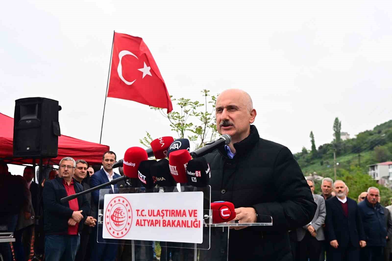 ULAŞTIRMA VE ALTYAPI BAKANI ADİL KARAİSMAİLOĞLU, TRABZON GÜNEY ÇEVRE YOLU