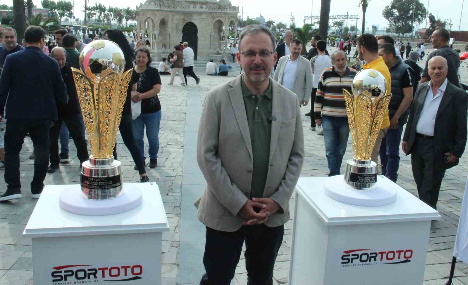 GENÇLİK VE SPOR BAKANI MEHMET MUHARREM KASAPOĞLU,  İZMİR KONAK’TA