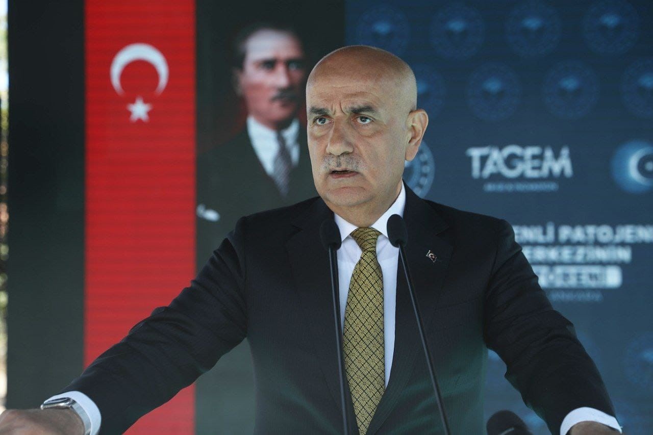 BAKAN KİRİŞCİ, TOPRAK KÖKENLİ PATOJENLER AR-GE MERKEZİ’NİN AÇILIŞINDA KONUŞTU
