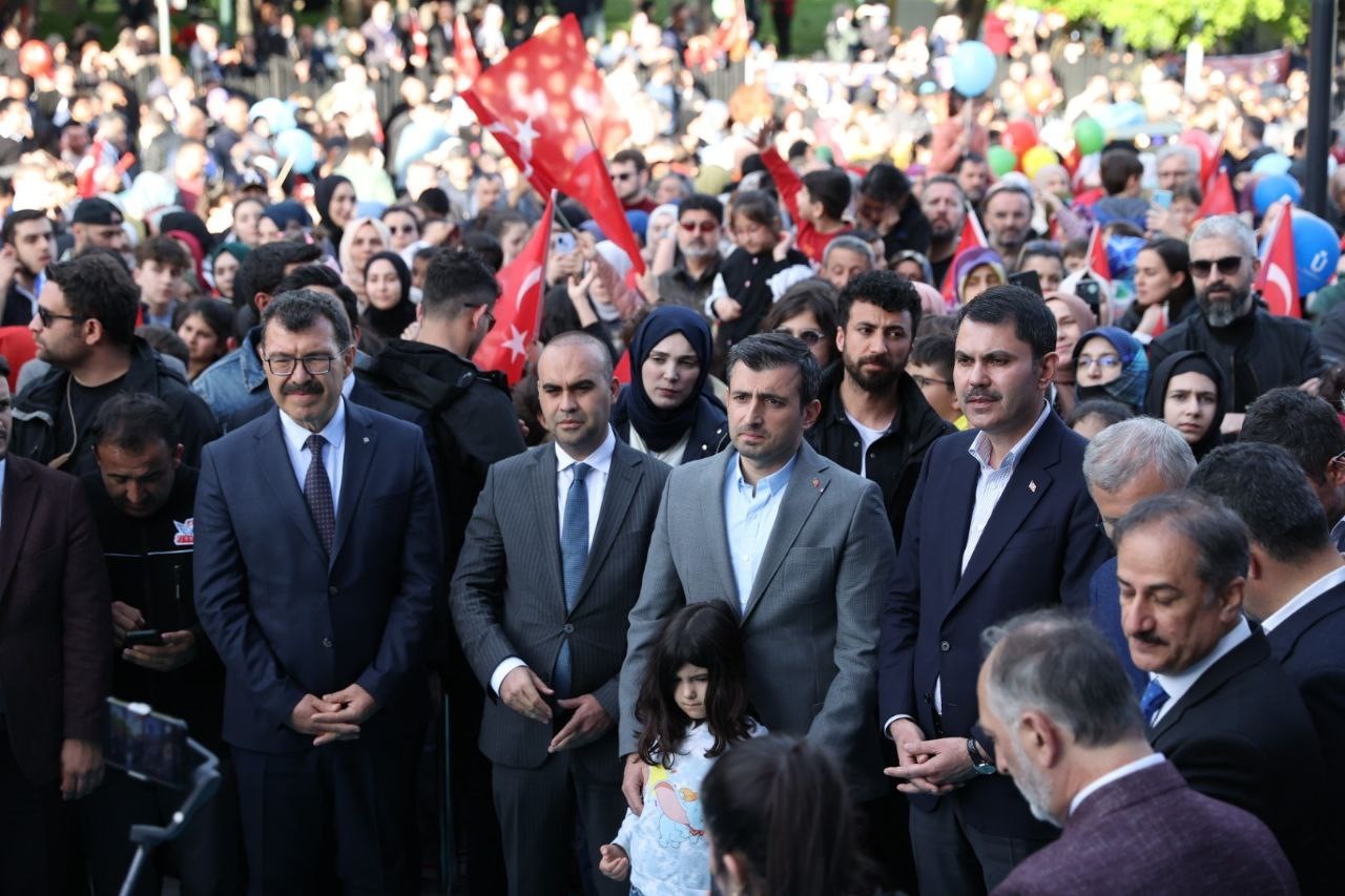 ÇEVRE, ŞEHİRCİLİK VE İKLİM DEĞİŞİKLİĞİ BAKANI MURAT KURUM İLE BAYKAR