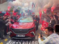 BAKAN VARANK, TOGG'LA İNEGÖL'E GELDİ