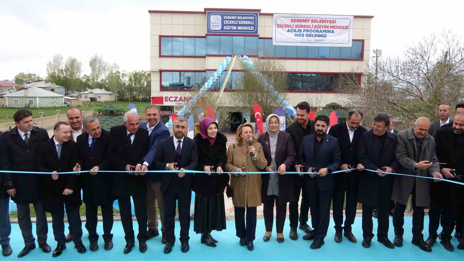 KÜLTÜR VE TURİZM BAKAN YARDIMCISI ÖZGÜL ÖZKAN YAVUZ KATILIMIYLA VAN’IN