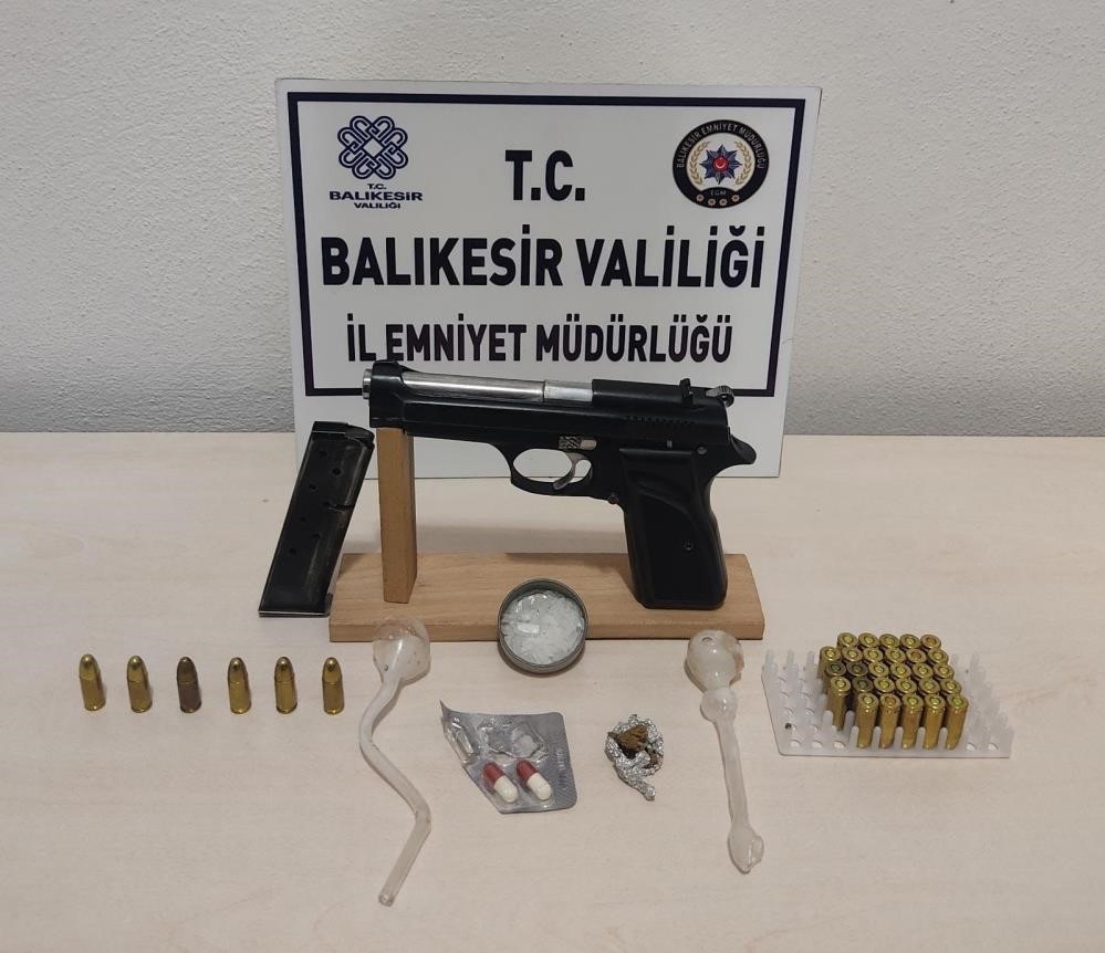 BALIKESİR'DE 193 ŞAHSA 'HUZUR' OPERASYONU