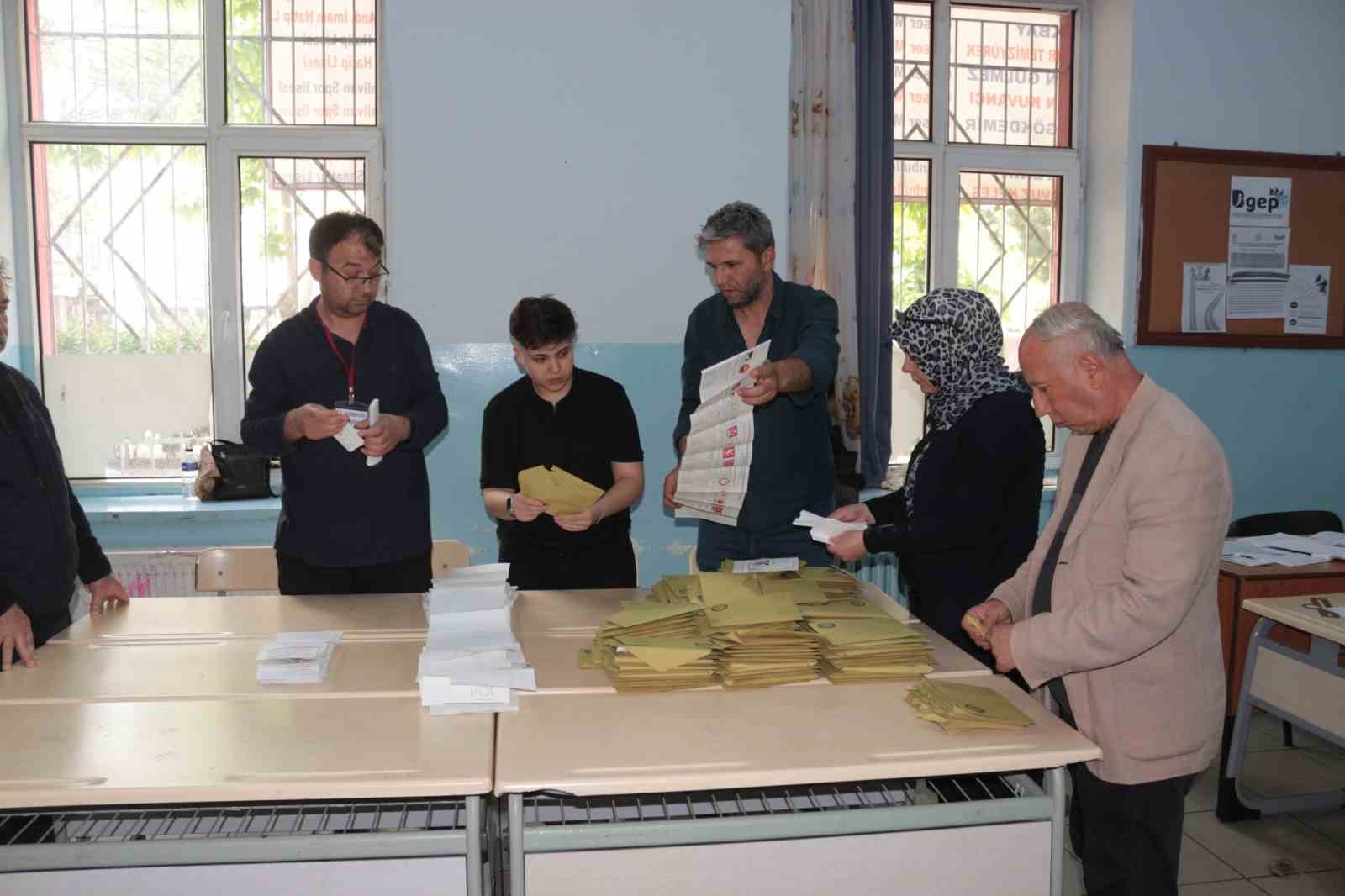 Balıkesir’de oy sayım işlemleri başladı