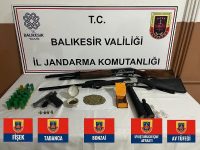BALIKESİR'DE SİLAH VE UYUŞTURUCU OPERASYONU