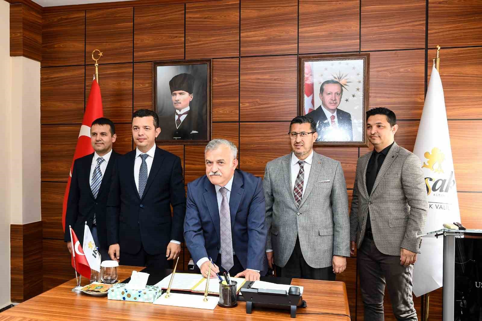 UŞAK’IN BANAZ İLÇESİNE KURULACAK OLAN GÜNEŞ EENERJİSİ SANTRALİ (GEC) İÇİNUŞAK