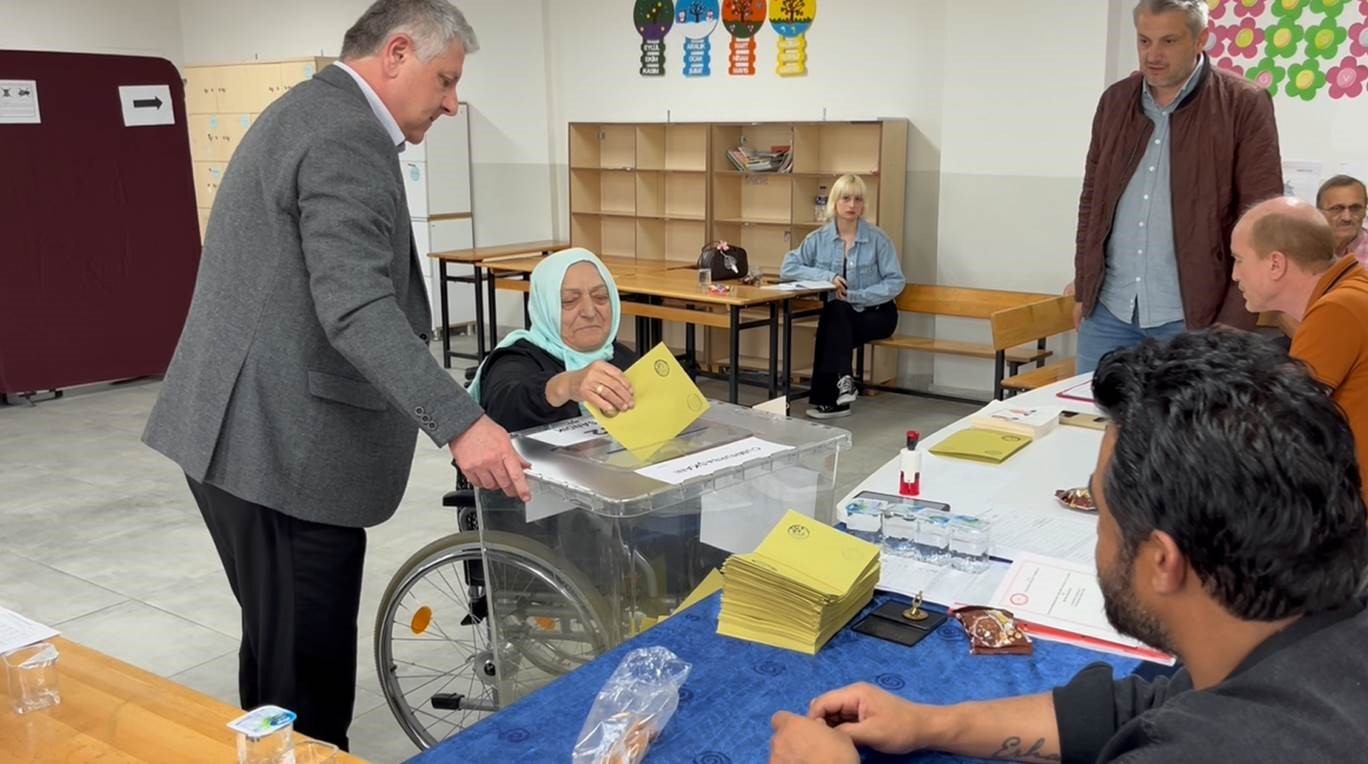 CUMHURBAŞKANLIĞI İÇİN GERÇEKLEŞTİRİLEN İKİNCİ TUR SEÇİMLERİNDE BARTIN’DA 578 SANDIKTA OY