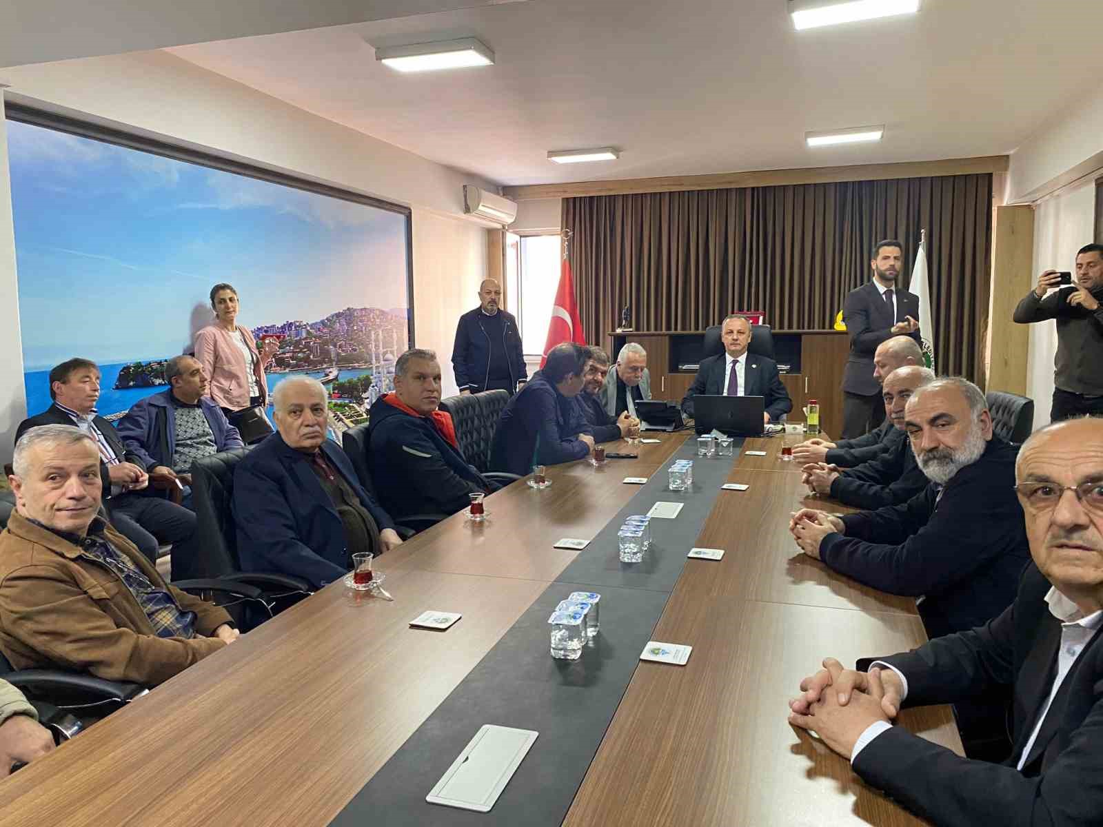 ZONGULDAK BELEDİYE BAŞKANI DR. ÖMER SELİM ALAN, KÖPRÜ ALTI ESNAFI