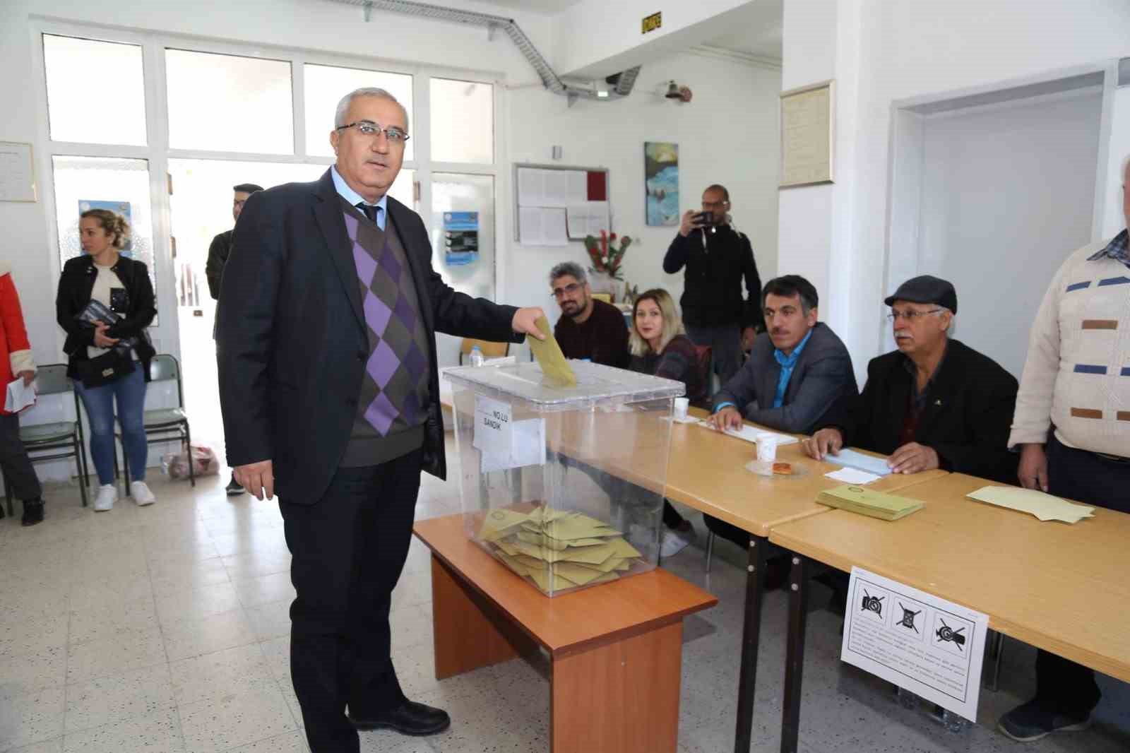 ÇAMELİ BELEDİYE BAŞKANI CENGİZ ARSLAN, YARIN YAPILACAK SEÇİM İÇİN, "BÜTÜN