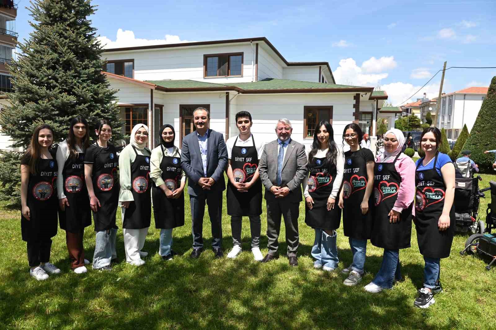 ÇORUM BELEDİYESİ ENGELLİ EĞİTİM MERKEZİ, 10-16 MAYIS ENGELLİLER HAFTASI ÇERÇEVESİNDE