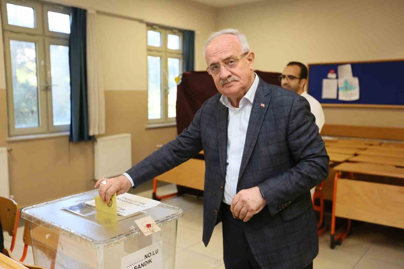OYUNU KULLANAN DERİNCE BELEDİYE BAŞKANI ZEKİ AYGÜN, “AİLEMİZ İLE BİRLİKTE