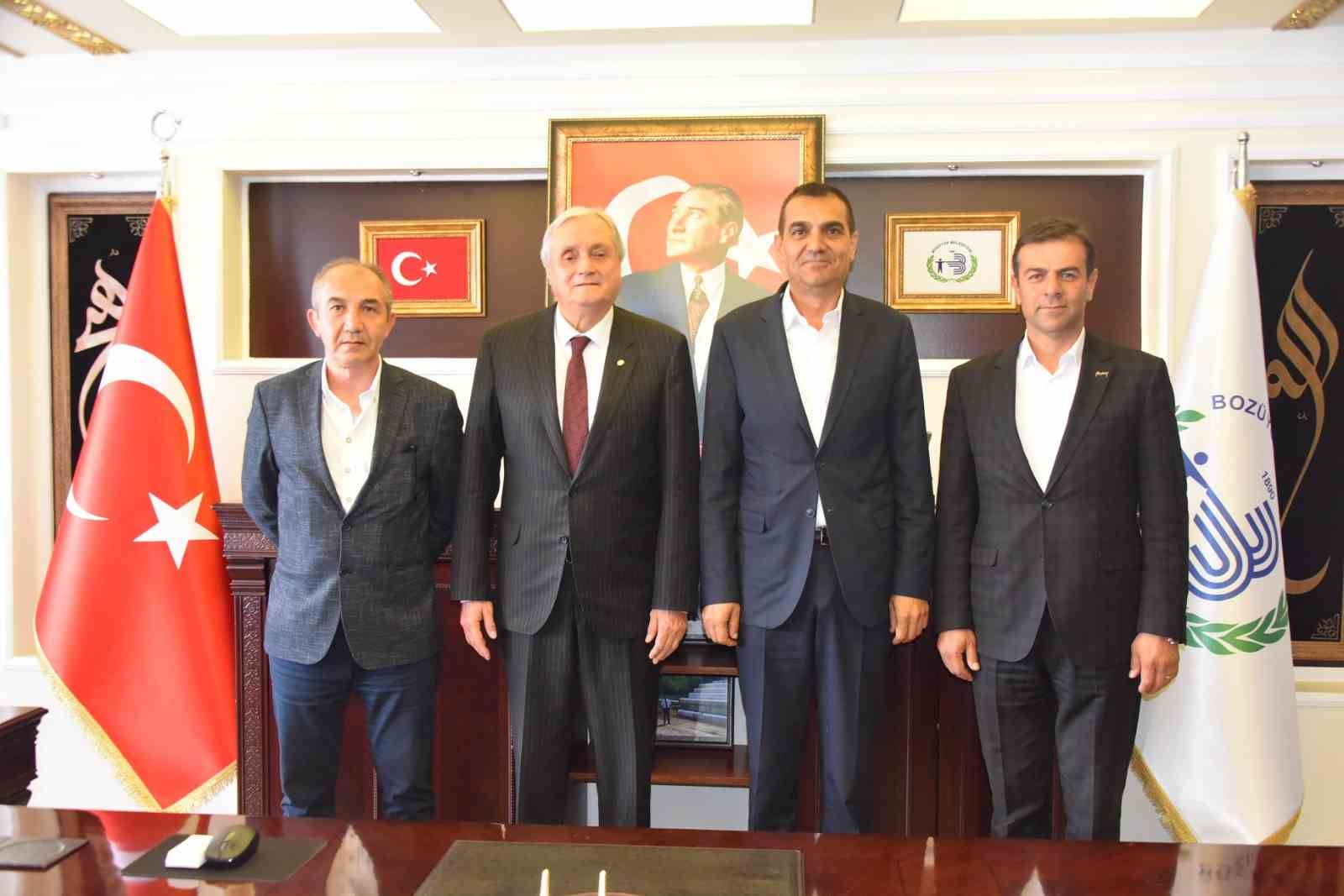 BOZÜYÜK BELEDİYE BAŞKANI MEHMET TALAT BAKKALCIOĞLU, TÜRK METAL SENDİKASI ESKİŞEHİR