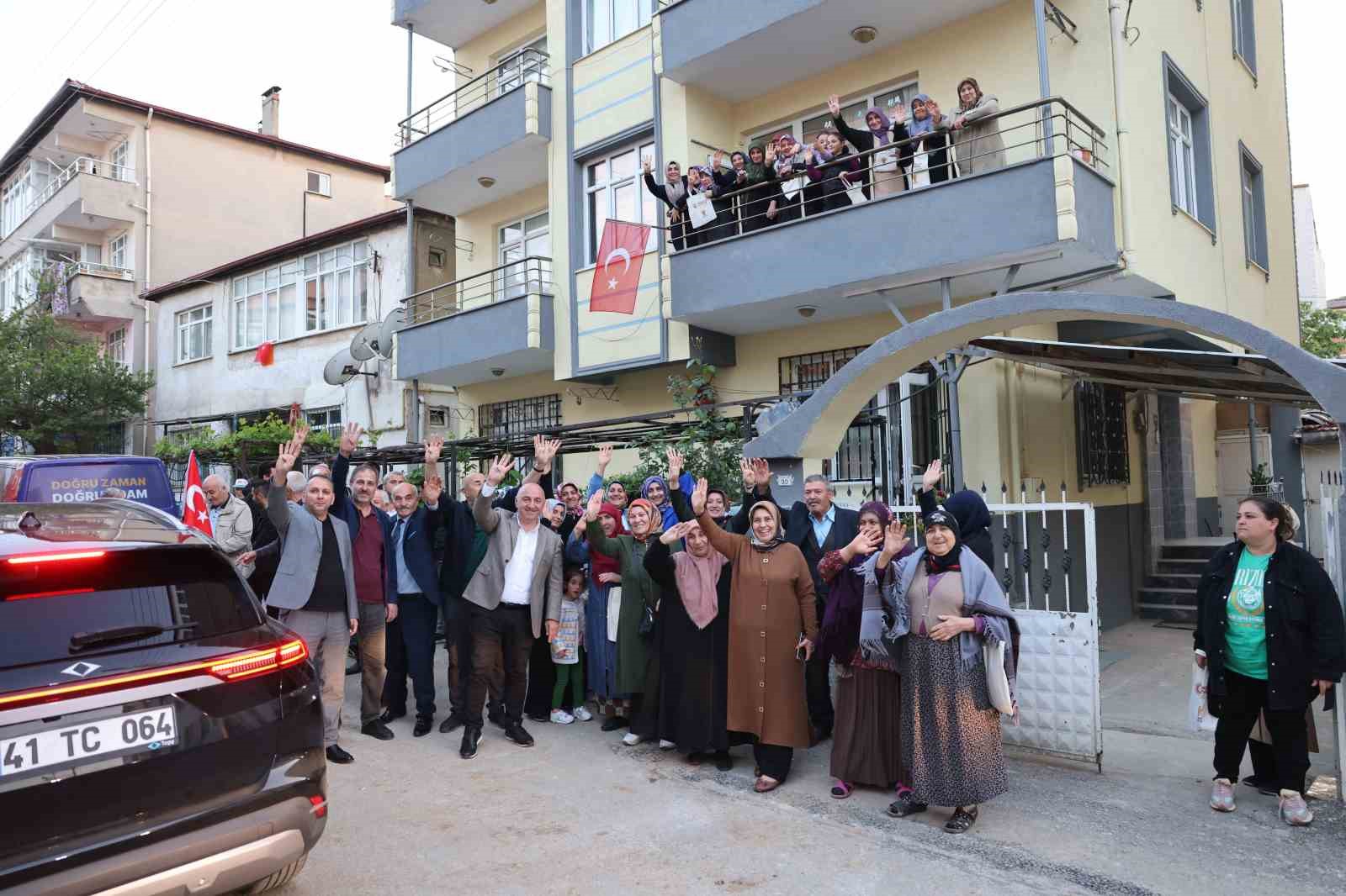 SEÇİM ÖNCESİ VATANDAŞ BULUŞMALARINA DEVAM EDEN DARICA BELEDİYE BAŞKANI MUZAFFER