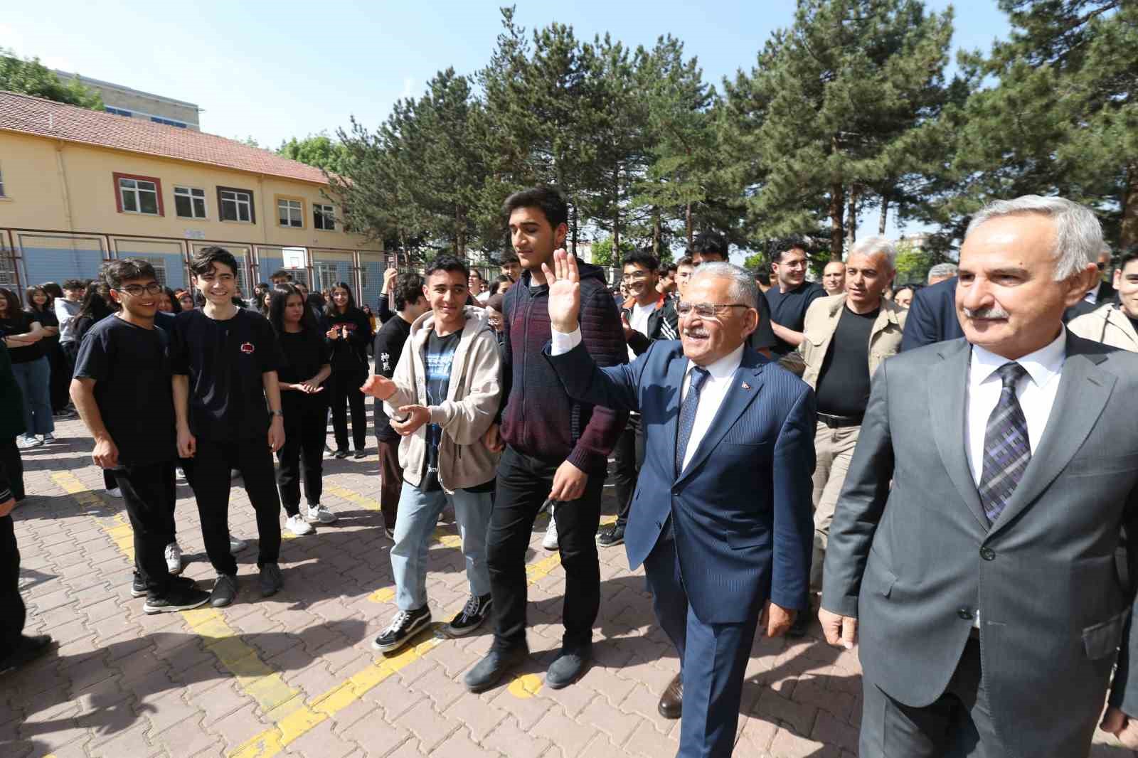 KAYSERİ BÜYÜKŞEHİR BELEDİYE BAŞKANI DR. MEMDUH BÜYÜKKILIÇ, TÜRKİYE’NİN YERLİ VE