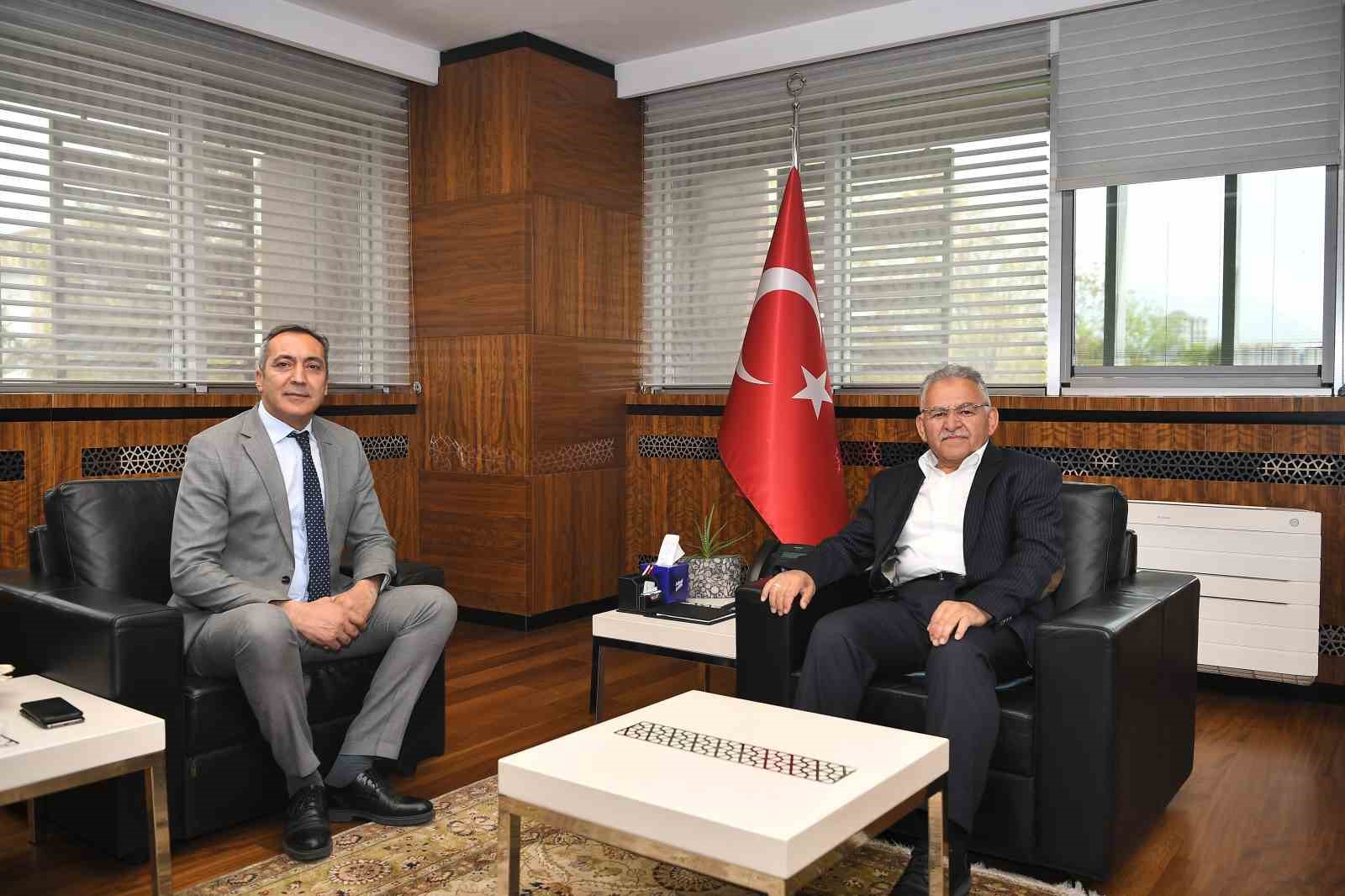 KAYSERİ BÜYÜKŞEHİR BELEDİYE BAŞKANI DR. MEMDUH BÜYÜKKILIÇ, KAYSERİ VERGİ DAİRESİ