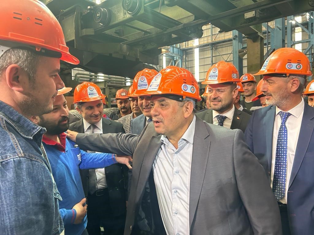 ÖZÇELİK-İŞ SENDİKASI GENEL BAŞKANI YUNUS DEĞİRMENCİ, CUMHURBAŞKANI RECEP TAYYİP ERDOĞAN'IN
