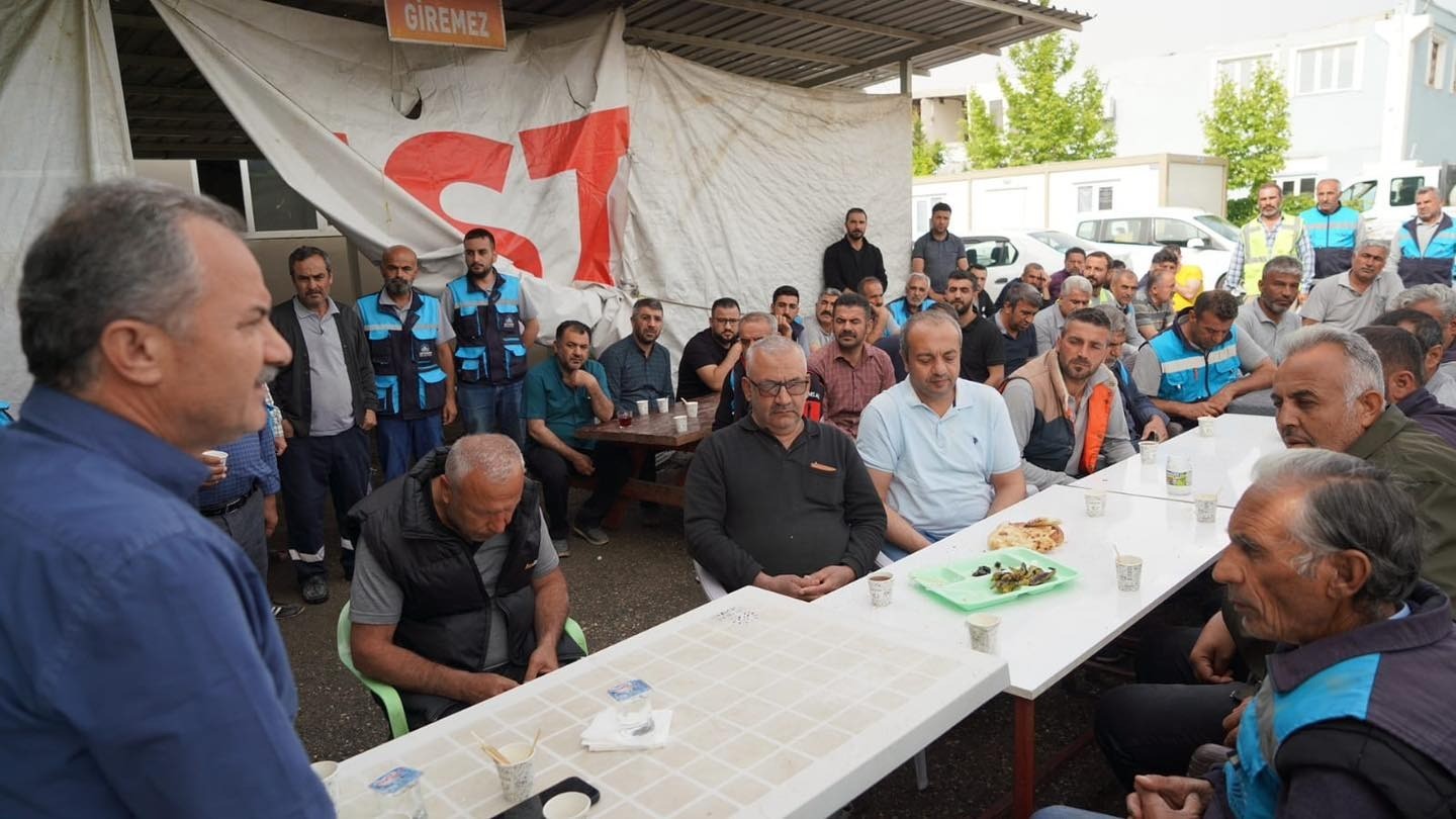 ADIYAMAN BELEDİYE BAŞKANI SÜLEYMAN KILINÇ, SU VE KANALİZASYON İŞLERİ MÜDÜRLÜĞÜNDE