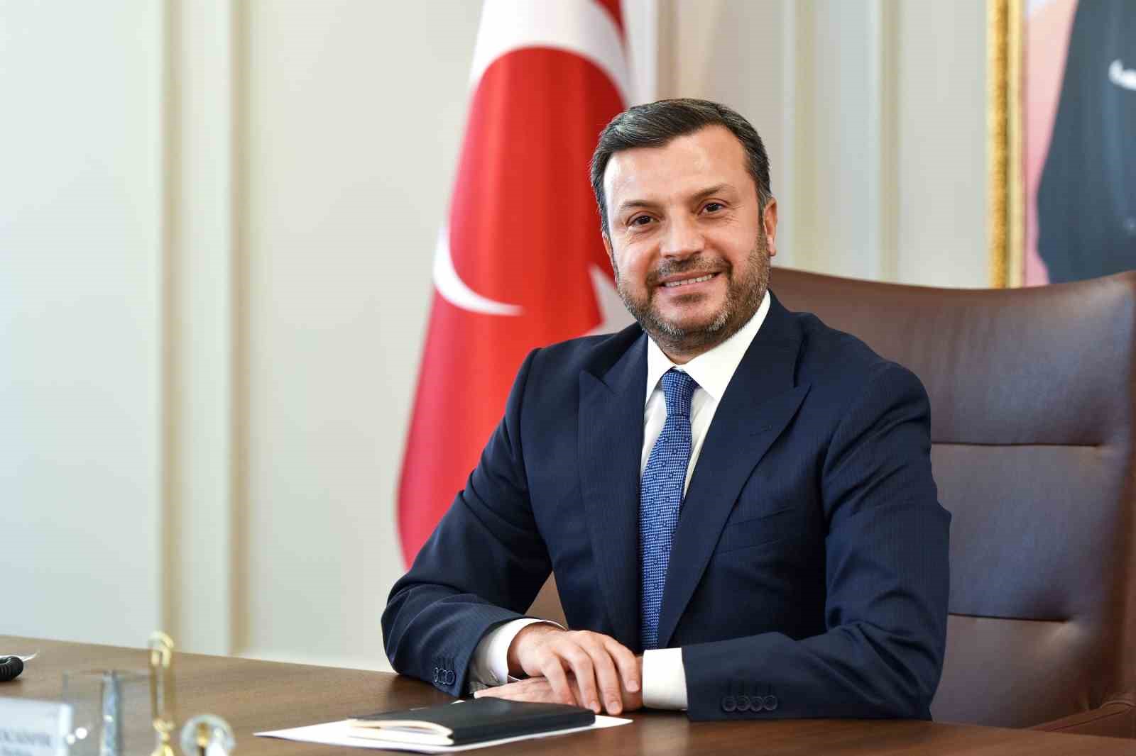 YÜREĞİR BELEDİYE BAŞKANI FATİH MEHMET KOCAİSPİR, CUMHURBAŞKANI RECEP TAYYİP ERDOĞAN’IN