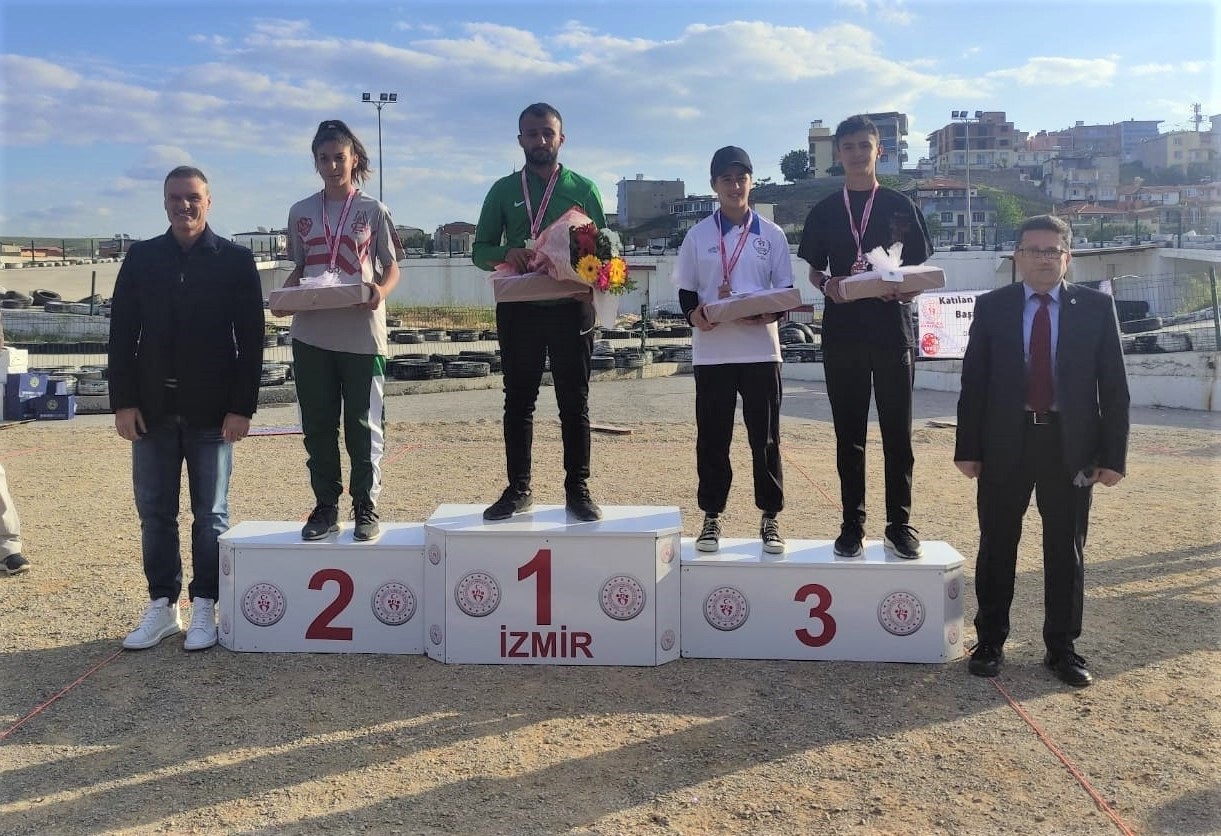 PAMUKKALE BELEDİYE BAŞKANI AVNİ ÖRKİ, PAMUKKALE BELEDİYESPORLU YAĞLI GÜREŞÇİLERİ YENİ
