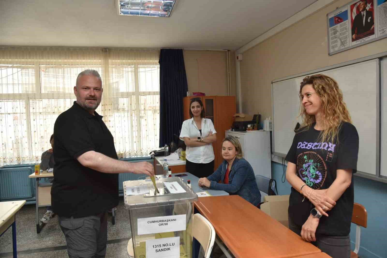 MENEMEN BELEDİYE BAŞKAN VEKİLİ AYDIN PEHLİVAN, CUMHURBAŞKANLIĞI SEÇİMİNİN İKİNCİ TURU