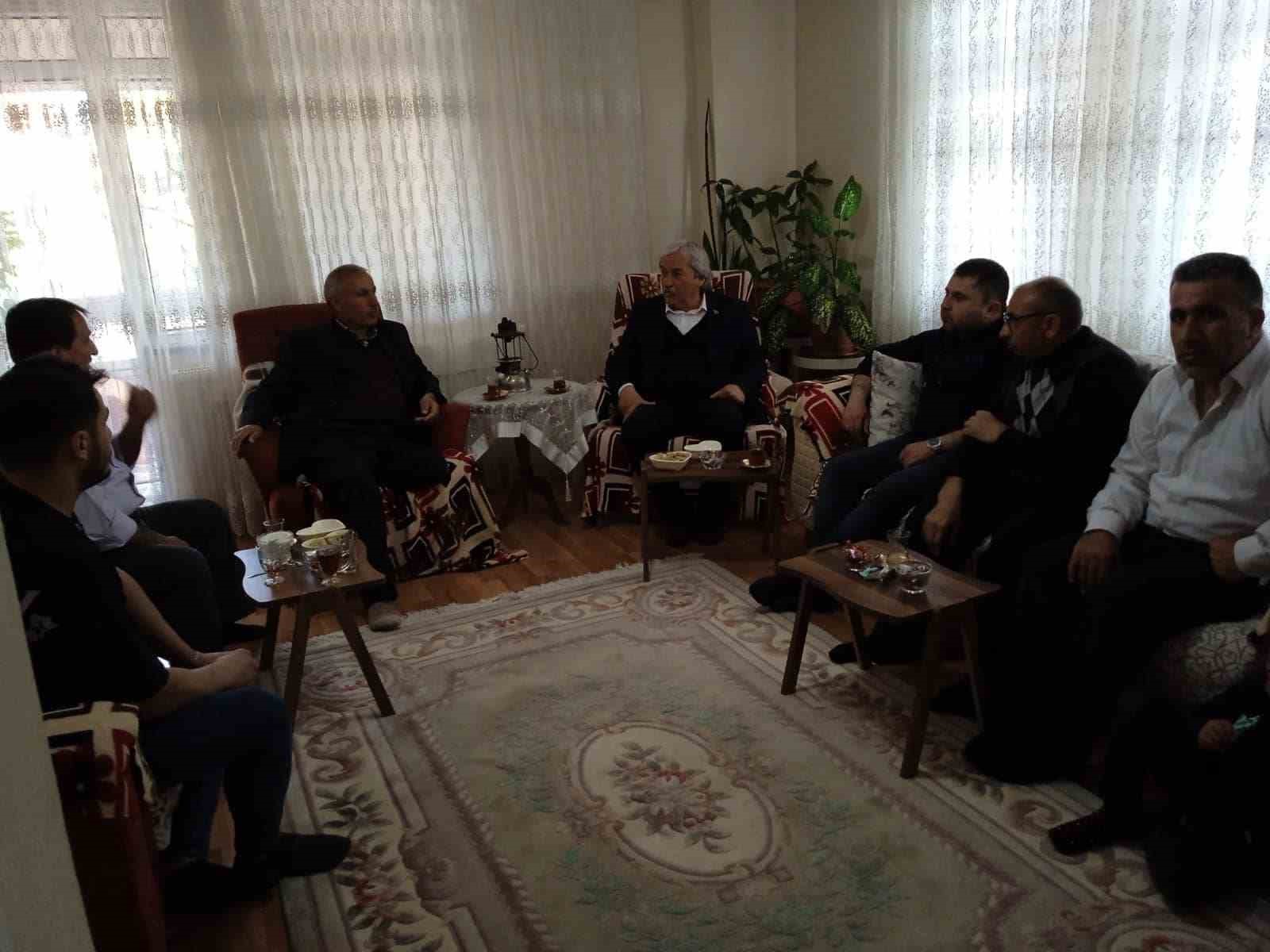 OSMANELİ BELEDİYE BAŞKANI MÜNÜR ŞAHİN, DEPREM BÖLGESİ AĞRI’DAN GELEREK İLÇEYE