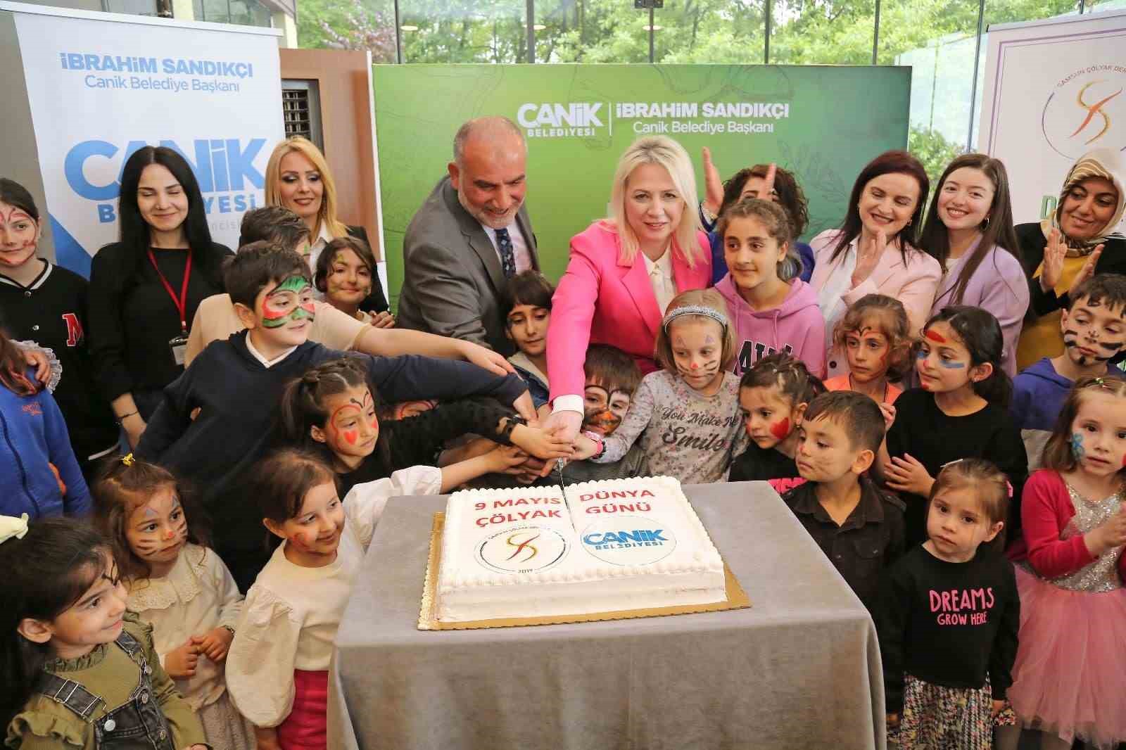 CANİK BELEDİYESİ,  9 MAYIS DÜNYA ÇÖLYAK GÜNÜ NEDENİYLE İLÇEDE