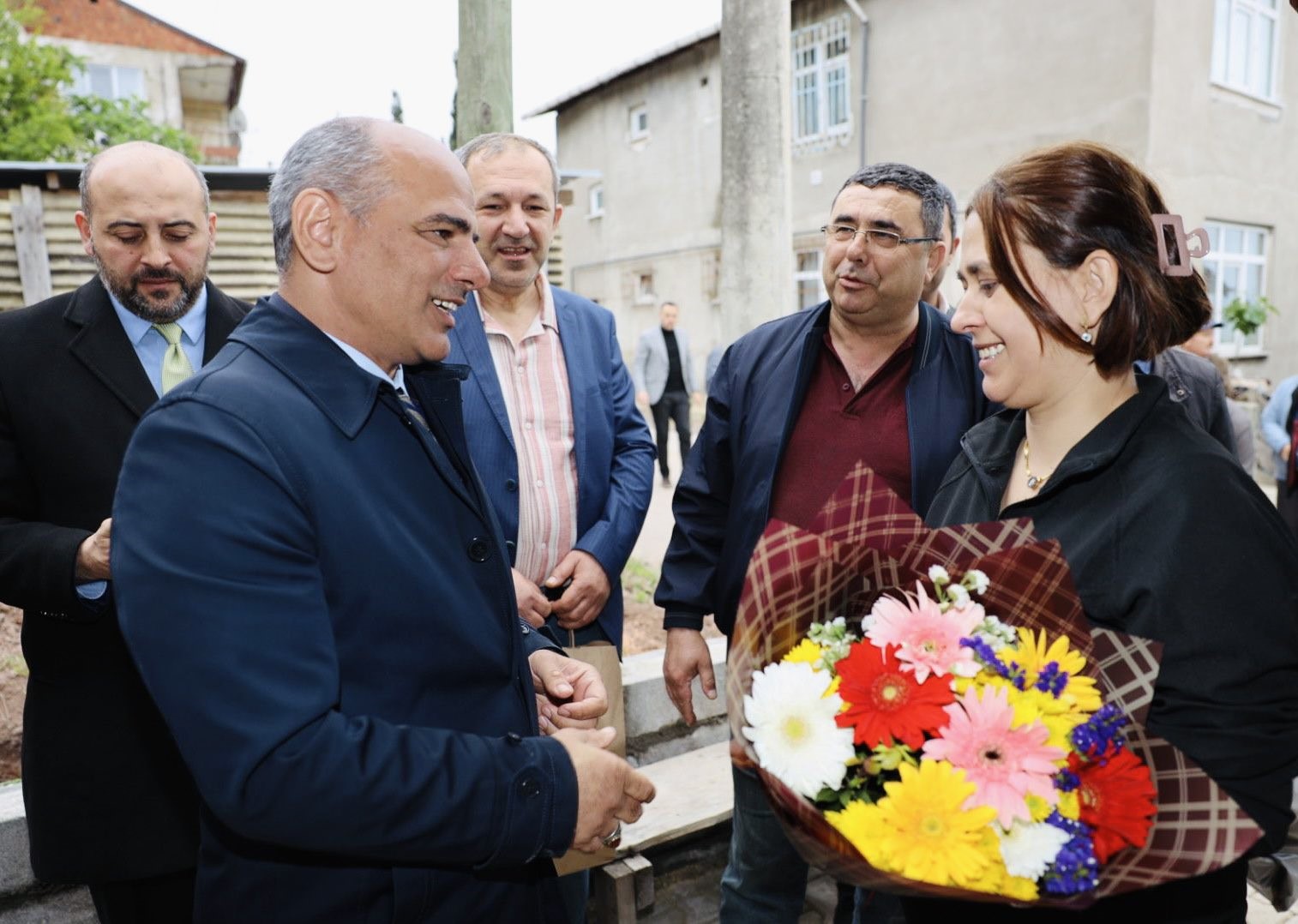 KÖRFEZ BELEDİYE BAŞKANI ŞENER SÖĞÜT’ÜN GİRİŞİMLERİ SONUCUNDA DOĞALGAZINA KAVUŞAN KİRAZLIYALI