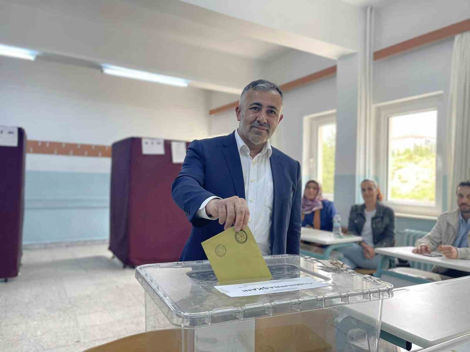 BAŞKAN YILDIRIM, TÜRKİYE YÜZYILI İÇİN HERKESİ SANDIĞA DAVET ETTİ