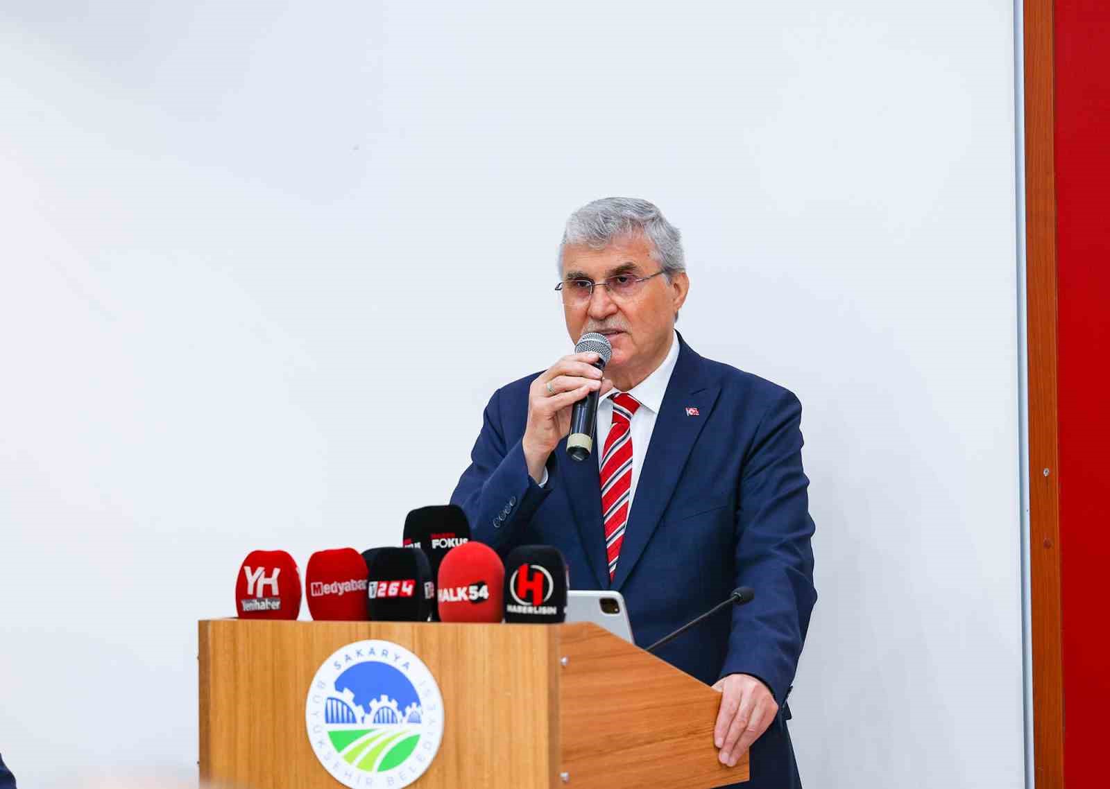 SAKARYA BÜYÜKŞEHİR BELEDİYE BAŞKANI EKREM YÜCE, MAYIS AYI OLAĞAN MECLİS