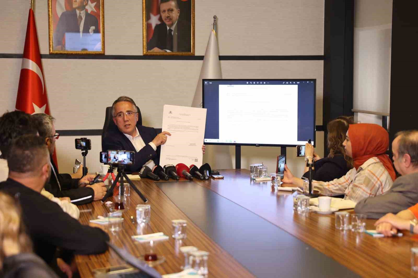 BELEDİYE BAŞKANI DR. MEHMET SAVRAN, GÜNDEME İLİŞKİN KONULARI DEĞERLENDİRMEK ÜZERE