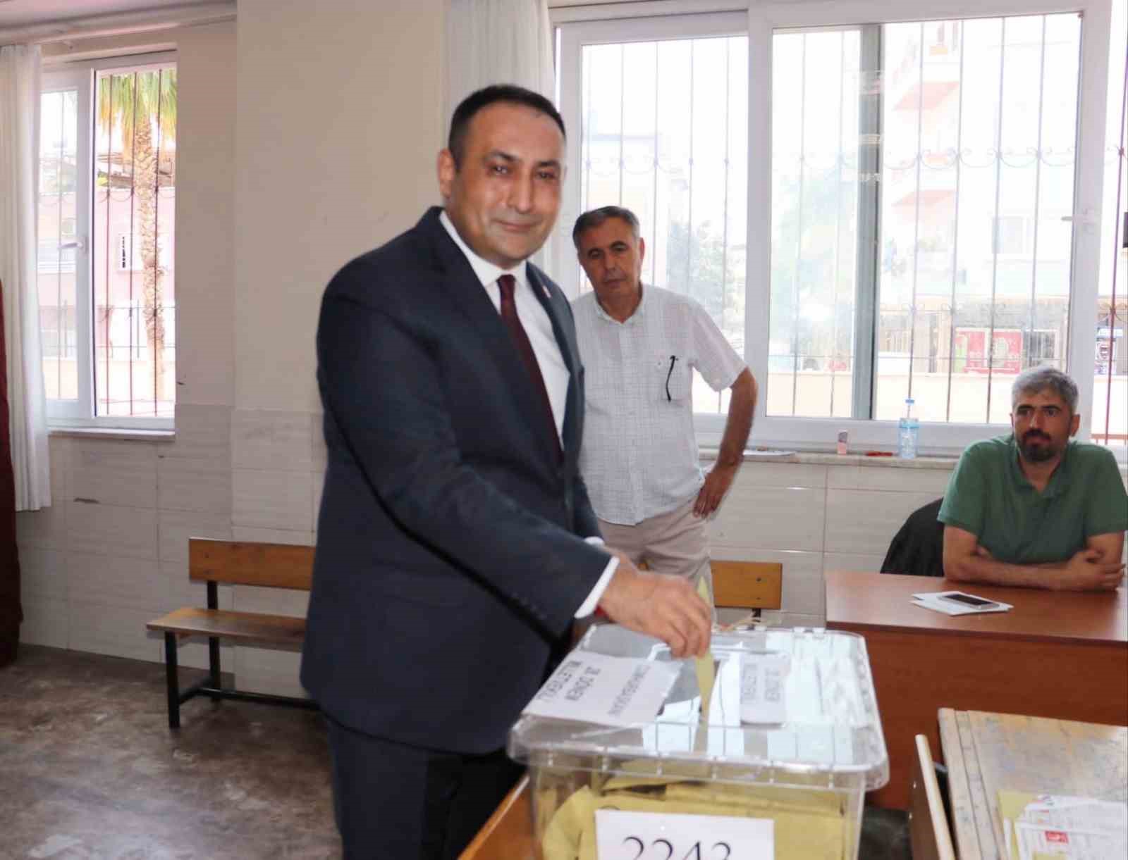 TOROSLAR BELEDİYE BAŞKANI ATSIZ AFŞIN YILMAZ, OYUNU KULLANDI.
