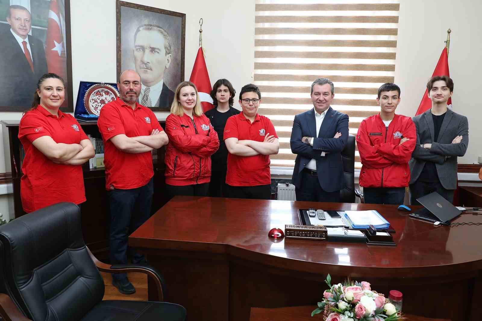 BERGAMA BELEDİYESİ’NİN DESTEKLERİ İLE HAZIRLADIKLARI ’ENGELSİZ YAŞAM TEKNOLOJİLERİ’ PROJESİ İLE