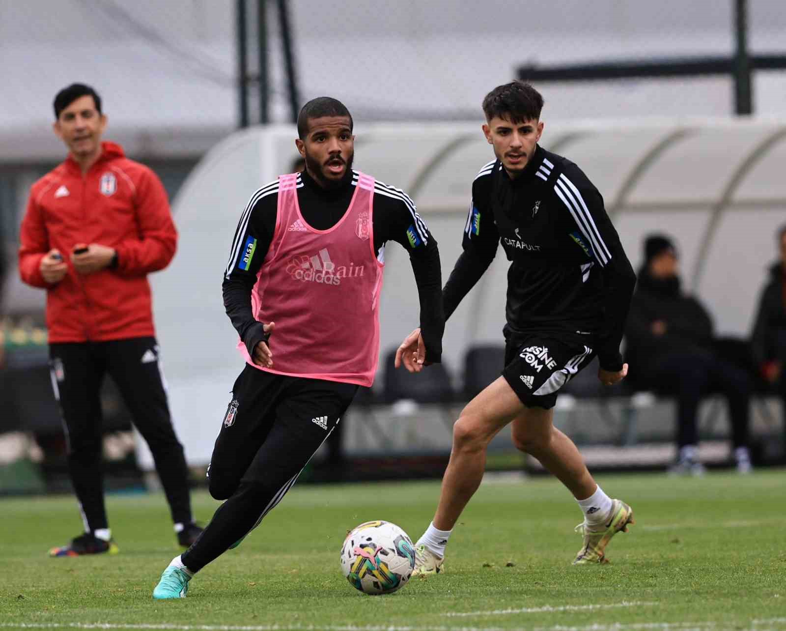 BEŞİKTAŞ, SPOR TOTO SÜPER LİG'İN 34. HAFTASINI BAY GEÇİP 35.