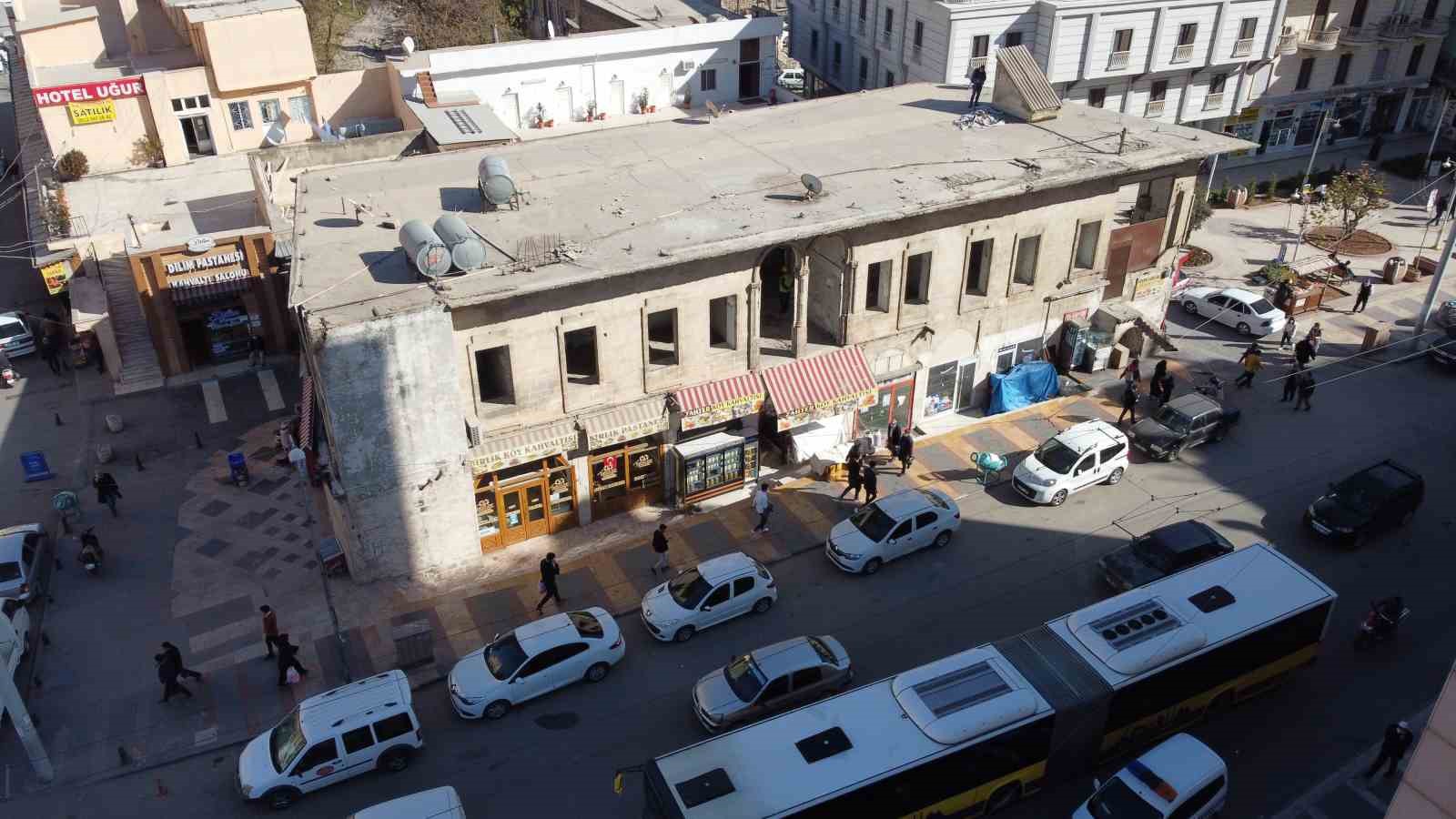 BEYAZGÜL ŞANLIURFA’DA TARİHE IŞIK TUTUYOR