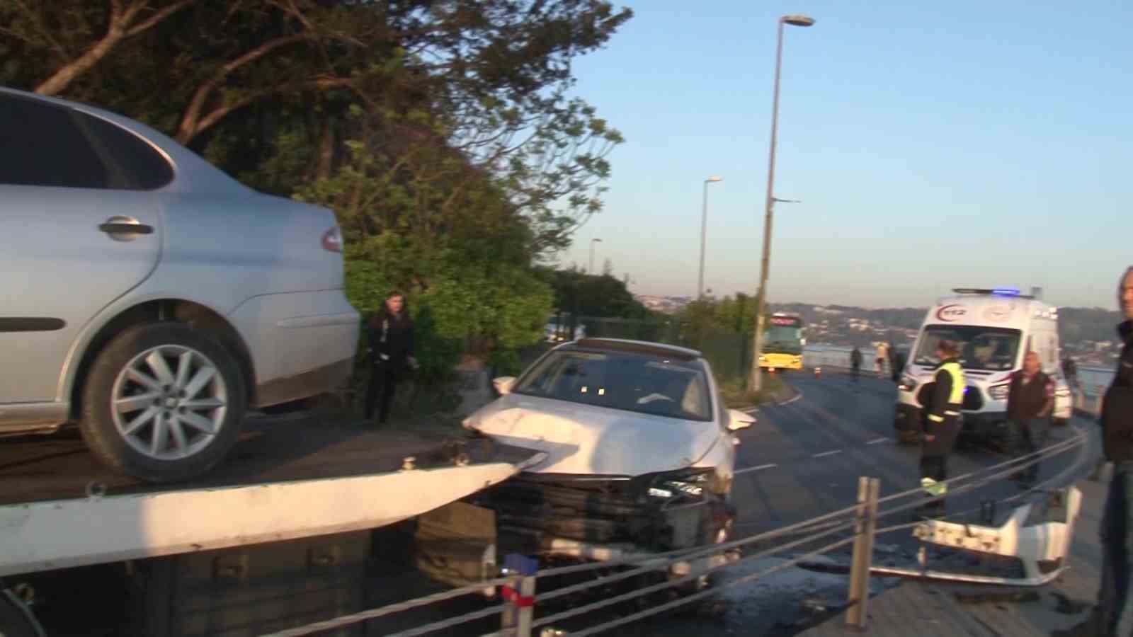 BEYKOZ’DA İKİ ARAÇ KAFA KAFAYA ÇARPIŞTI: 2 YARALI