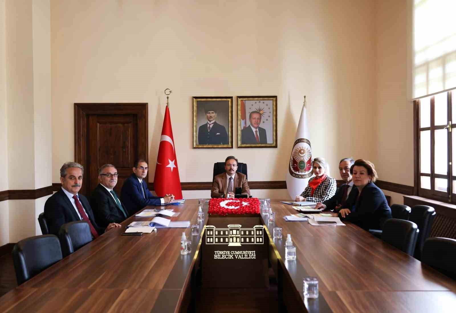 BİLECİK VALİSİ DR. KEMAL KIZILKAYA, İL GENELİNDE 1 OKUL TAMAMLANDIĞINI,