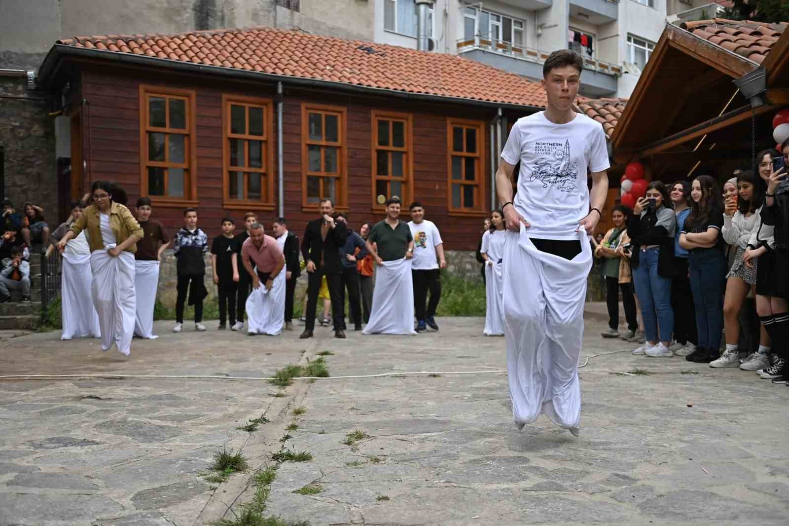 SÜLEYMANPAŞA BELEDİYESİ TARAFINDAN AÇILAN VE LİSE GEÇİŞ SINAVI’NA (LGS) HAZIRLANAN