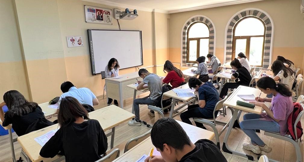DİYARBAKIR BÜYÜKŞEHİR BELEDİYESİ BÜNYESİNDE EĞİTİMLERİNE DEVAM EDEN BİLGİEVLERİ VE AKADEMİ