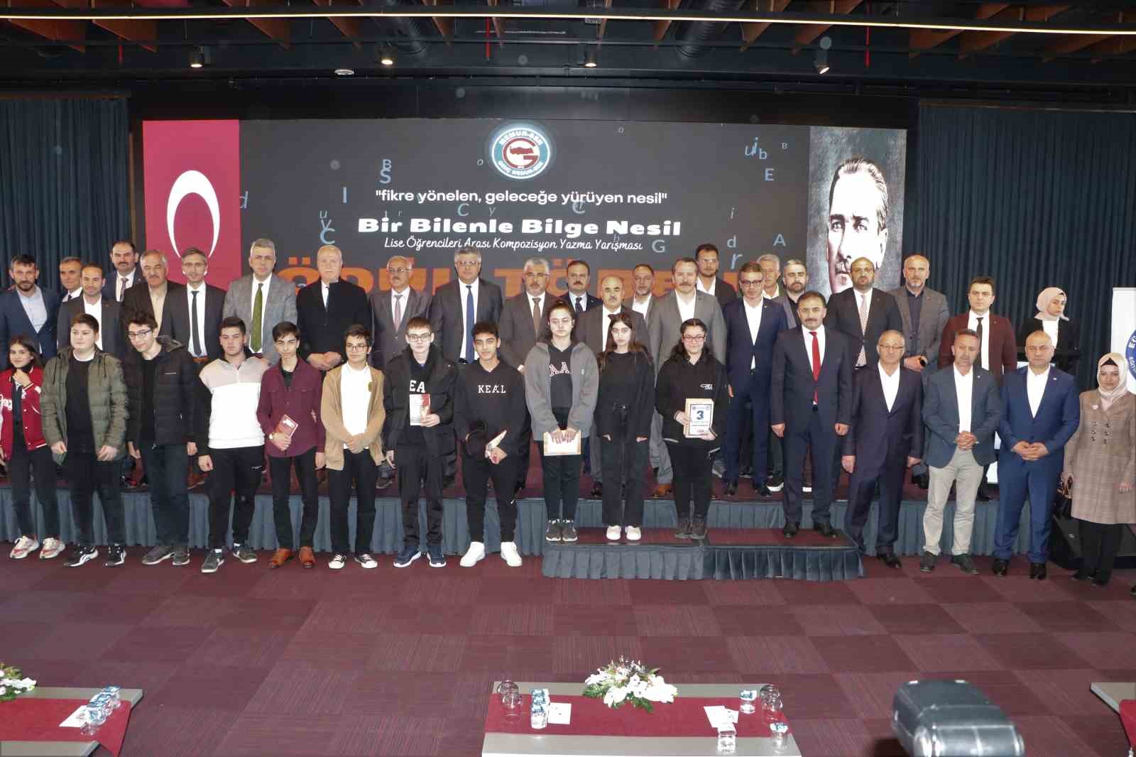 'BİR BİLENLE BİLGE NESİL LİSE ÖĞRENCİLERİ ARASI KOMPOZİSYON YARIŞMASI'NIN KAZANANLARINA