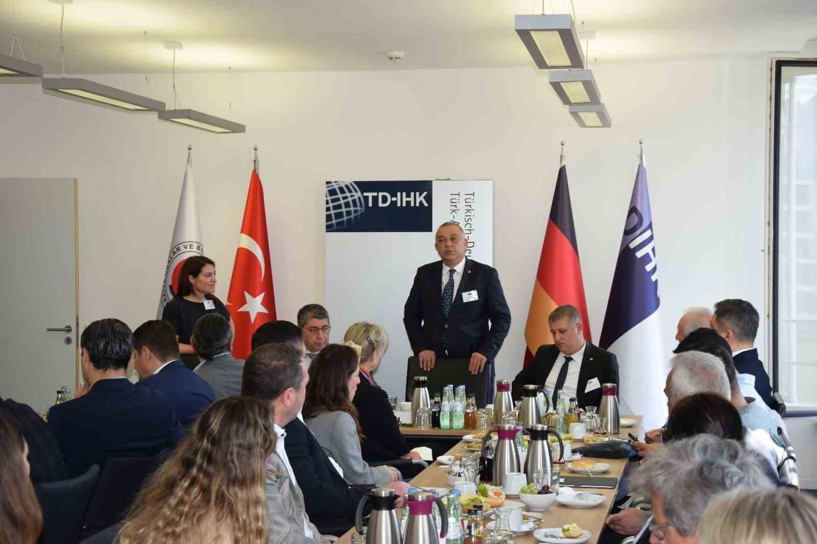 TÜRK-ALMAN TİCARET ODASI PROGRAMINA KATILAN DÜZCE TİCARET VE SANAYİ ODASI