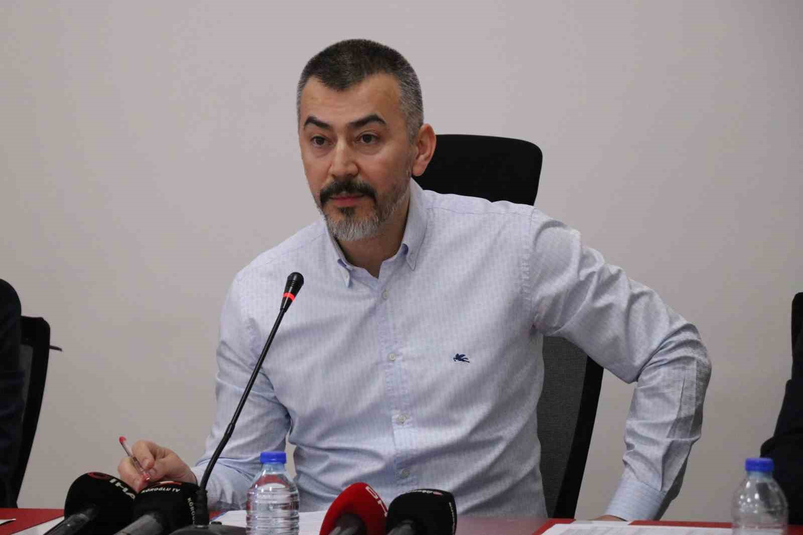 BOLUSPOR KULÜBÜ BAŞKANI SAVAŞ ABAK, “BENİM CEBİMDEN KULÜBE VERDİĞİM PARA
